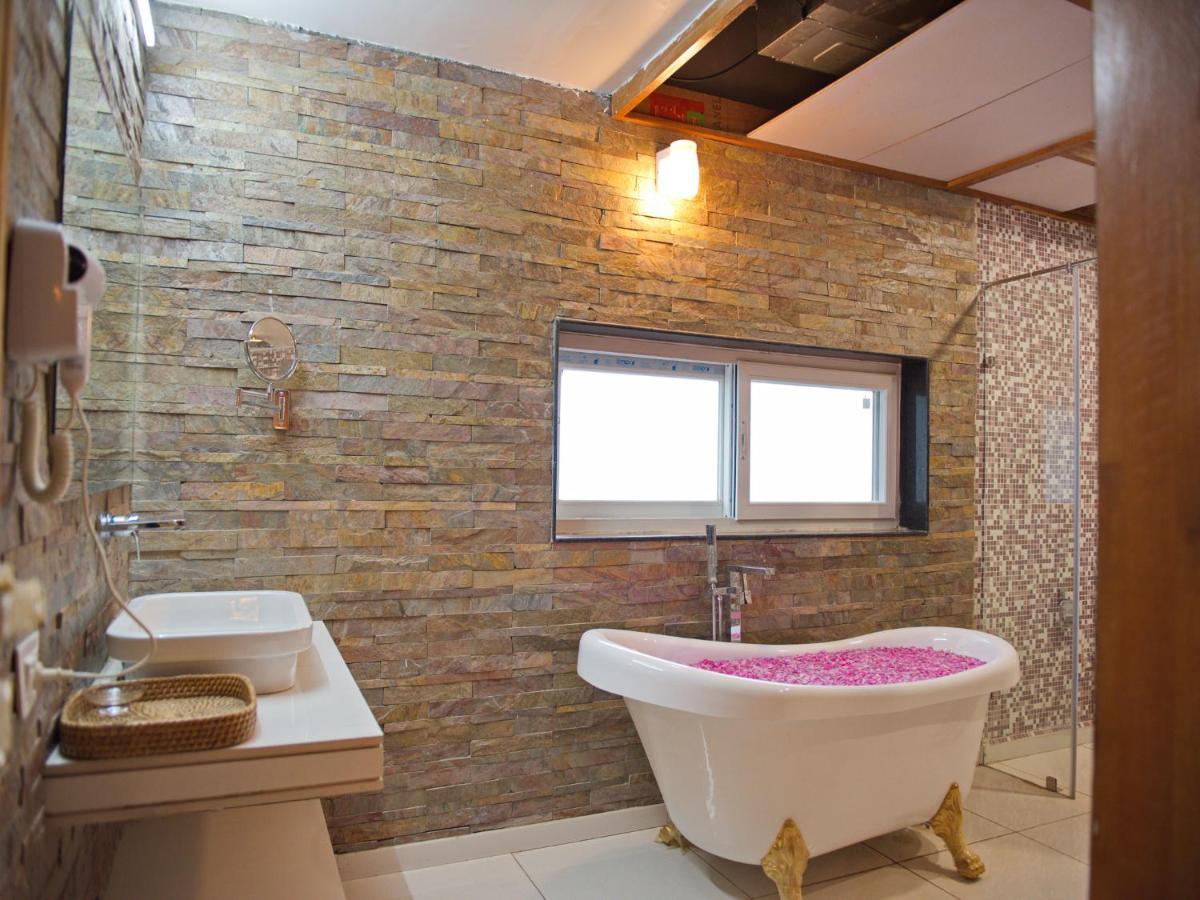 Wild Rose Resort And Spa Пушкар Экстерьер фото