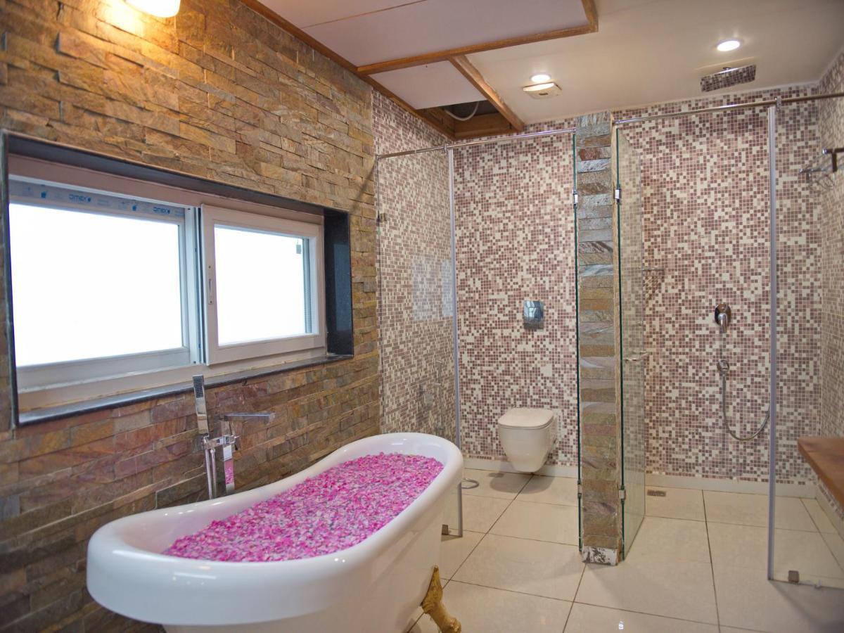Wild Rose Resort And Spa Пушкар Экстерьер фото